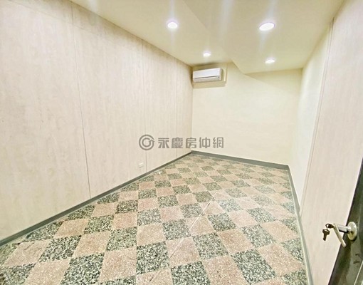 恩主公整新大三房美寓/租補/設籍 - Image 3