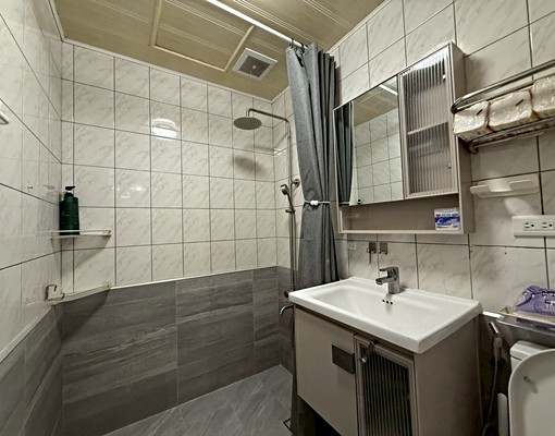 愛河前金捷運七賢商圈小七超商小北百貨六合夜市大兩房兩衛 - Image 15