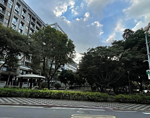 民權東路六段星巴克大華新村出租獨立套房可報稅可租屋補助! - Image 7