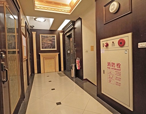 亞灣AI輝達特貿三承億酒店三多捷運三房平車 - Image 15
