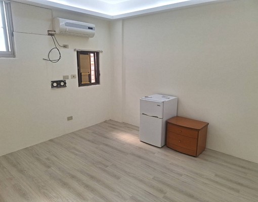 近樹林火車站\大空間一房一廳\小資族最愛\近秀泰影城 - Image 2