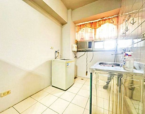 ***近火車站電梯套房(可租補)~ - Image 5