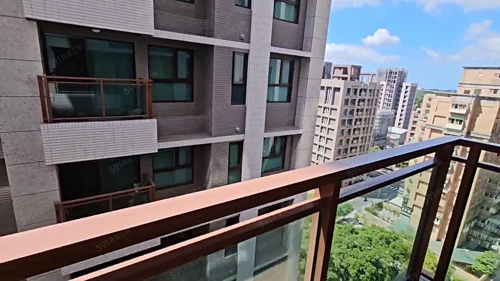 林口【富堡仁愛】可報稅|可租補|全新裝潢|3房2衛|傢具自攜 - Image 1