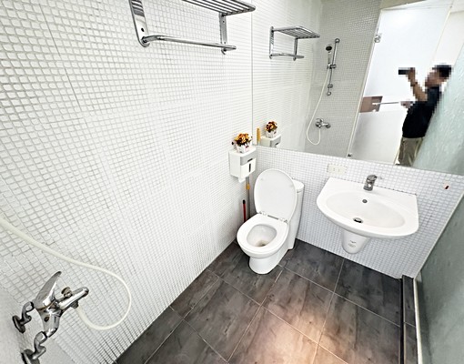 捷運永安市場5分【優質租案】對外窗★獨立衛浴★女性首選 - Image 3