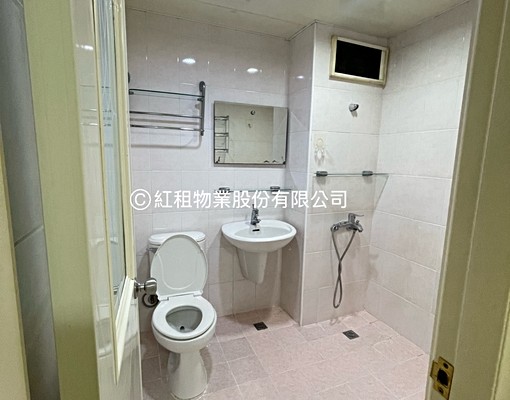低樓層2樓|可租補免仲介費|比漾廣場正對面|三房兩廳兩衛 - Image 5