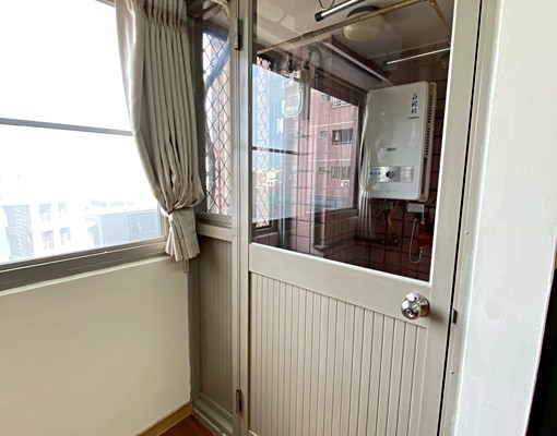 台中南區社區大套房出租『獨立門牌電梯大樓、生活機能佳』 - Image 6