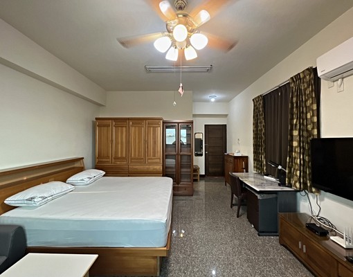 廣福路嶄新套房含水網路機上盒電4元太陽能多間可選均含車位 - Image 5