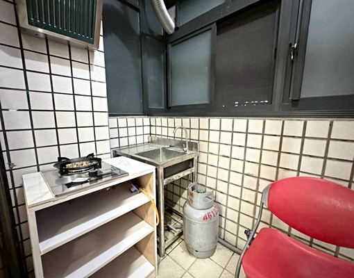 近普義路~新中北路~獨立舒適套房 - Image 4