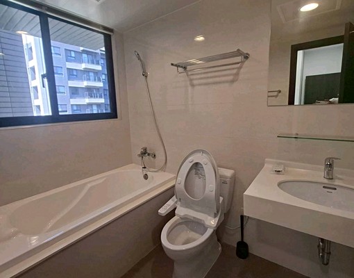 倩倩來囉☆4改3房大空間☆歡迎公司承租 - Image 9