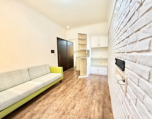 仁愛國小運動中心捷運兩房+車位可租補 - Image 1