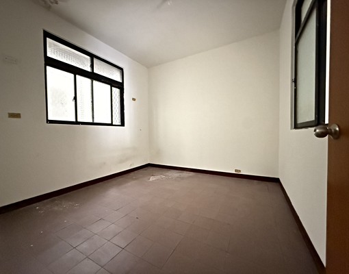 臨路透天🏅大空間🏅可寵🏅入戶籍🏅租補🏅神明廳 - Image 8