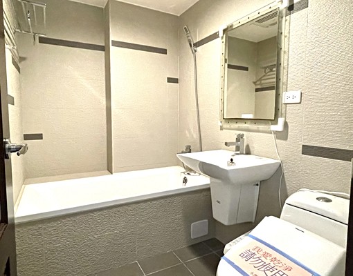 可租補⭐免服務費⭐北大森閣採光三房+平車⭐五泰-李秋琳 - Image 5