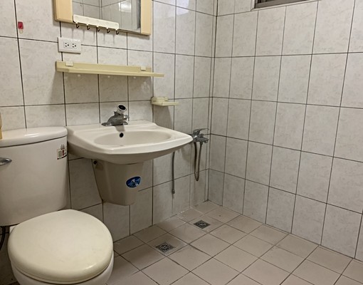 陽明商圈樓店3房3衛 - Image 7