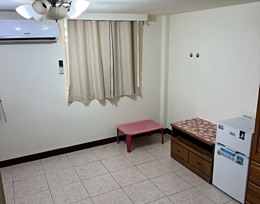 💡東區黃金地段|近忠孝復興站5分鐘|租金含水網路第四台 - Image 1
