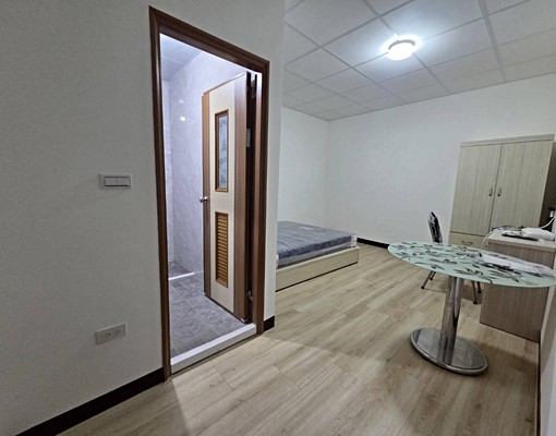 全新整理套房/一卡皮箱入住/環境優! - Image 7