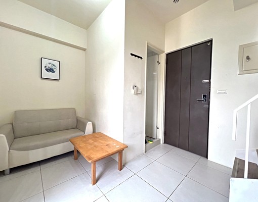 小咪精選✨近興大樓中樓陽台獨洗美套房🌟租補剩最後1席 - Image 2