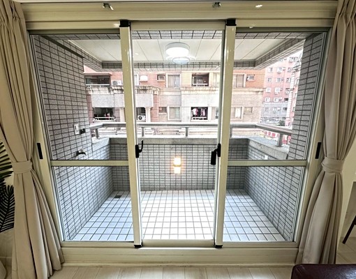 超大空間兩房⭐️開放式餐廳吧檯空間⭐️含平車⭐️近科博館 - Image 4