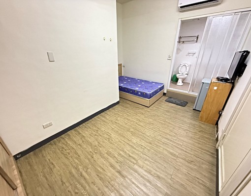 松山便宜單人套房/國館15分鐘/近松菸/八德路/鐵道博物館 - Image 1