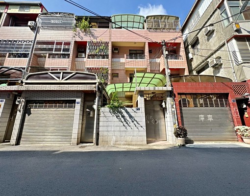 近彰北運動中心/泰和中街美透天 - Image 1
