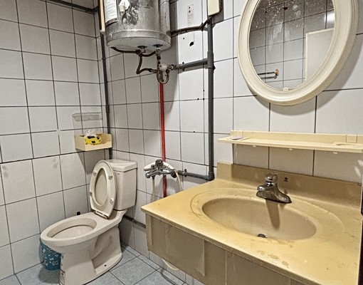 臨近夢時代大東夜市生活圈~小資拎包入住,交通便利! - Image 12