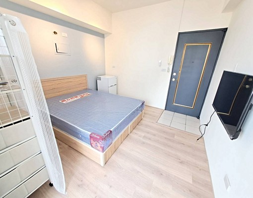 ✨興大💕可雙租補✨可養寵物✨台水台電✨陽台獨洗變頻冷氣 - Image 1