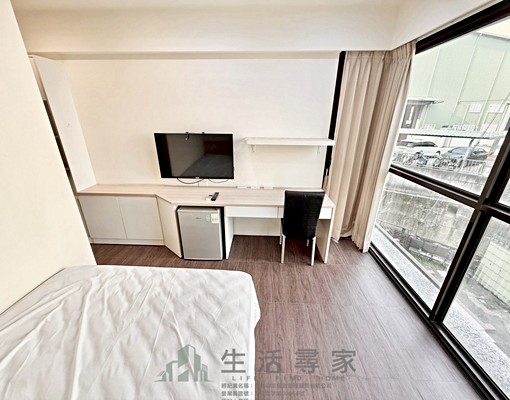 朝陽科大❗️❗️僅此釋出一間💕電梯陽台獨洗曬✨ - Image 2