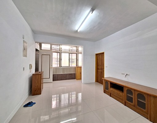 自強路4段可租補3樓3房雙陽台付冷氣2台 - Image 1