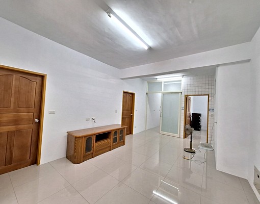 自強路4段可租補3樓3房雙陽台付冷氣2台 - Image 2