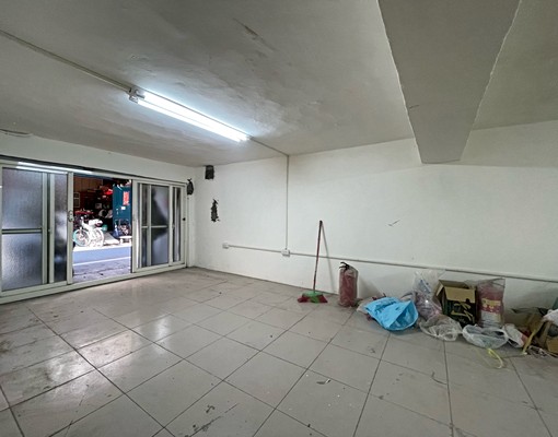 徐匯中學捷運站|一樓店面|個人工作室和小型倉庫 - Image 1