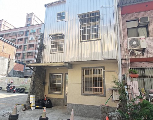 南亞面寬大透天 - Image 1