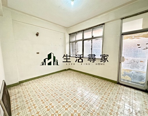 💡南區整棟六房透天優質住家💡 - Image 10