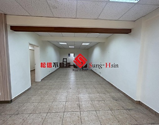 獨家一樓住辦兩用★後山埤★林口街大道路★可停車 - Image 4