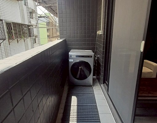 可租屋補助/新裝潢/獨立陽台洗衣機/家具全 - Image 3