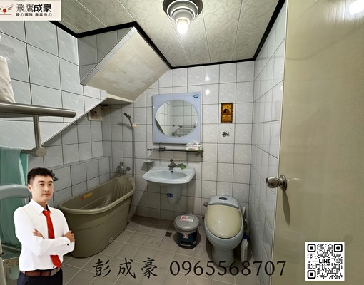 臻心團隊🦅近園區清交大*傢俱齊全*古典美透天*附平面車庫 - Image 11