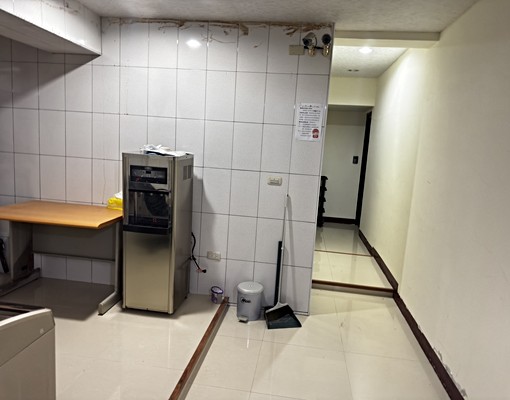 可租補/有管理室/垃圾集中/電梯套房/近美麗島捷運站 - Image 9
