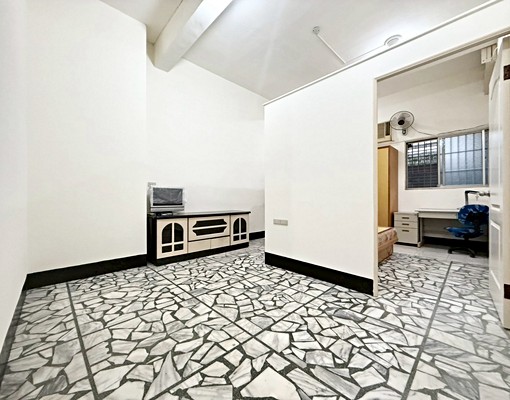 近民生社區近捷運徐匯中學站｜可入籍/可申請租補/可寵 - Image 2