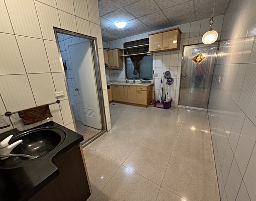 (租)騎樓可停車!東海商圈大地坪店住好地段 - Image 6