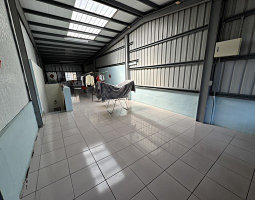 (租)騎樓可停車！東海商圈大地坪店住好地段 - Image 15