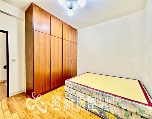 可報稅/可入籍/近新竹遠百/園區/整棟別墅4房 - Image 12