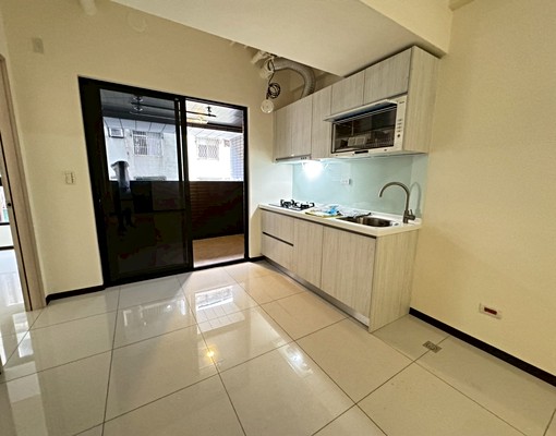 七張捷運全新!電梯!有24小時管理兩房 - Image 5