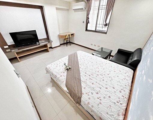 天菜別說不💖可租補可家庭可入籍💖大面窗採光 - Image 1