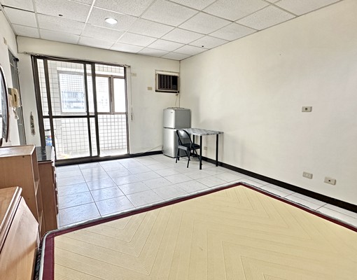 土城站陽光套房。中央路二段。麥當勞商圈 - Image 2