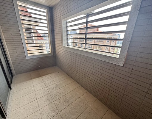 A18百坪樓中樓。層峰露臺戶。首富5+1房雙車 - Image 12