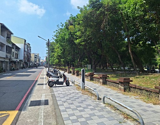 ❤️水萍塭公園旁整新一樓黃金店面出租 - Image 8