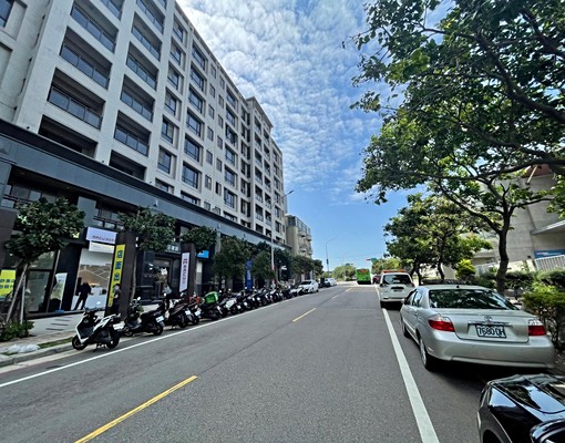 A17青埔大園高中。東方明珠2期精裝潢3房車 - Image 14