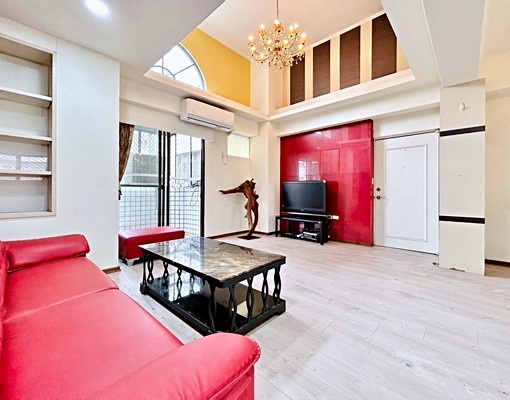 74號出入口五大學區房 - Image 1