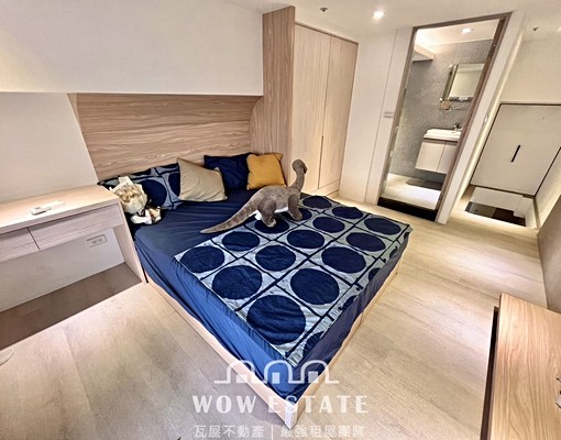 中華路一段👑挑高樓中樓👑豪華百萬裝潢🌟可租屋補助 - Image 3