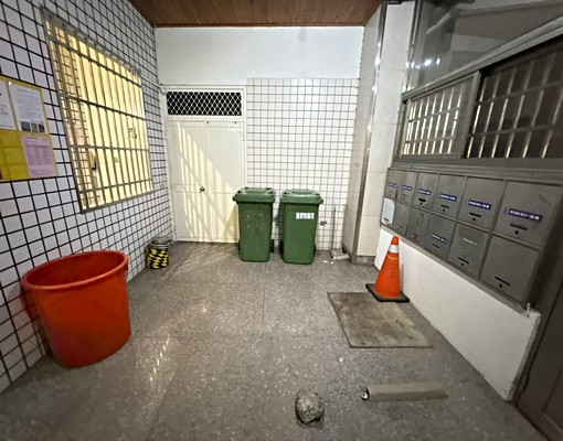 西屯路二段獨立門牌台電含水流理台電梯套房住戶少出入單純 - Image 8