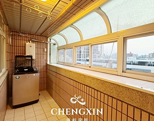 新莊街雙陽台3房👍� - Image 7