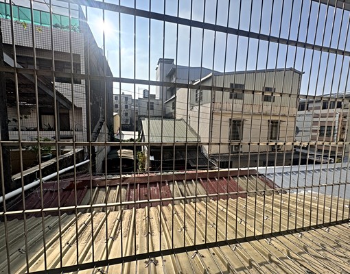 近山仔頂工業區山豐國小獨立陽台洗衣機開窗套房 - Image 2